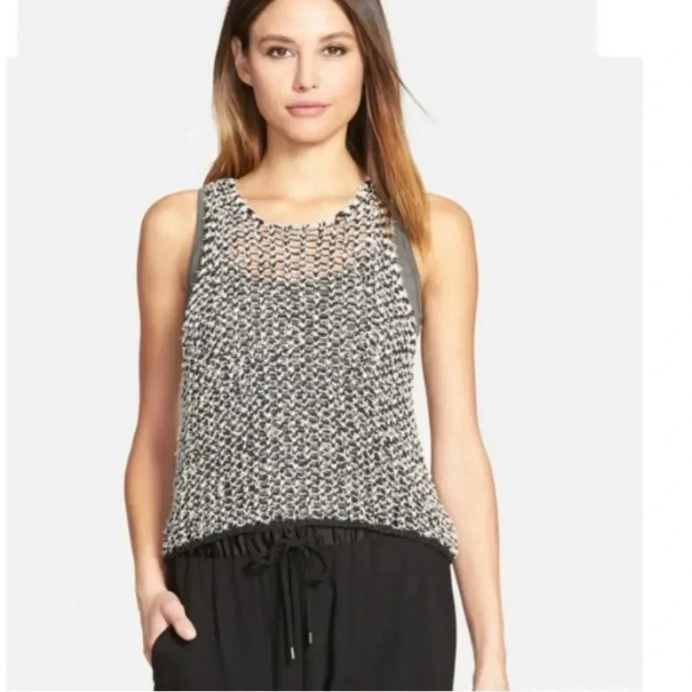 EILEEN FISHER Size XS Tufted Cotton Twist Black White‎ Jewel Neck Crop Shell